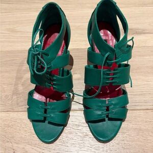 Carolina Herrera Emerald Green Lace-Up Strappy Heels